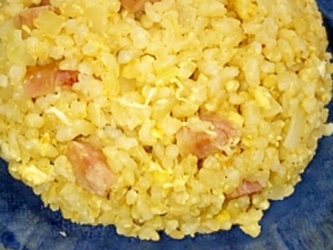 玄米で簡単！卵のパラパラチャーハン